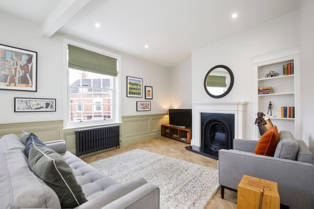 Apartamento Aldwark View With Free Parking York Exterior foto