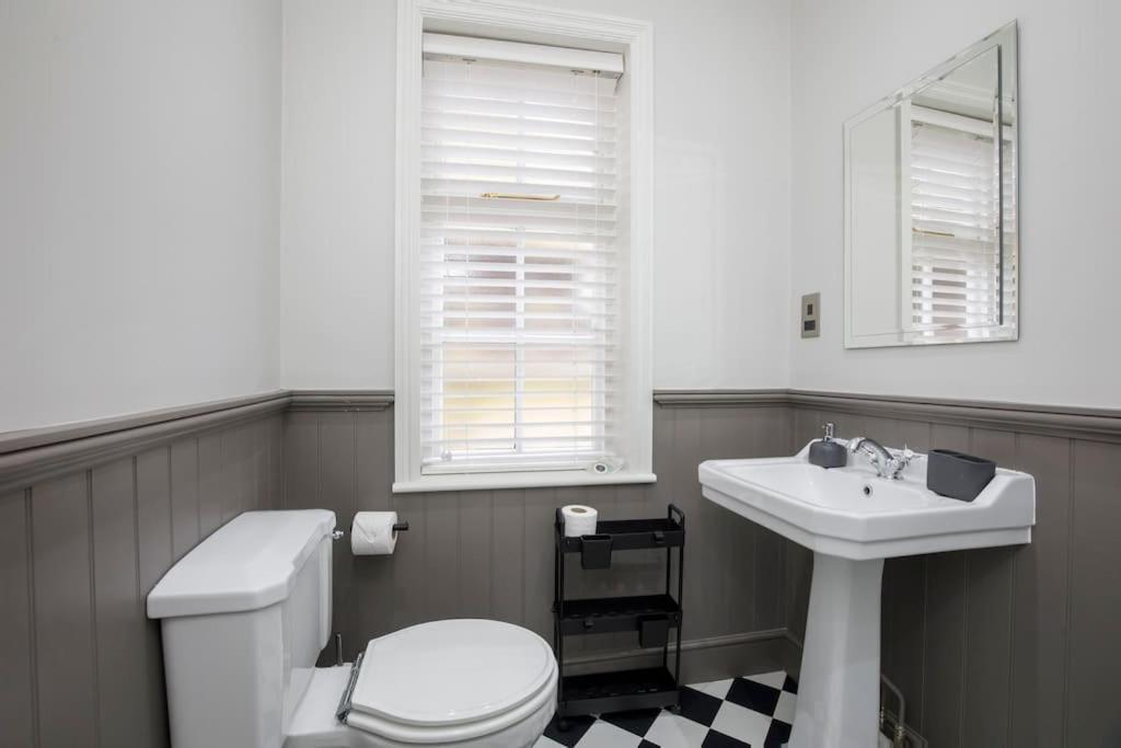 Apartamento Aldwark View With Free Parking York Exterior foto